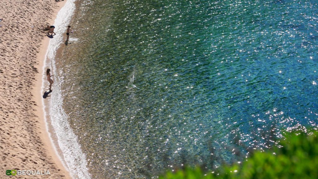 La Spiaggia di Li Cossi, Costa Paradiso