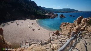 La Spiaggia di Li Cossi, Costa Paradiso