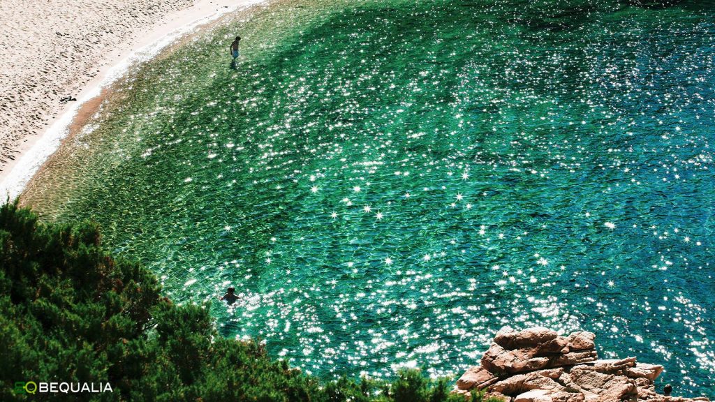 La Spiaggia di Li Cossi, Costa Paradiso