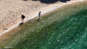 La Spiaggia di Li Cossi, Costa Paradiso