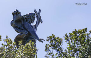 Emozione Sardegna, Statua del Redentore a Nuoro