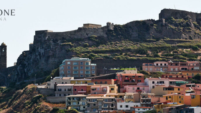 Emozione Sardegna, vista della rocca di Castelsardo
